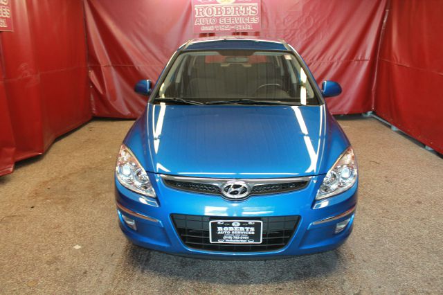 2009 Hyundai Elantra Touring Standard 4X4 Hardtop