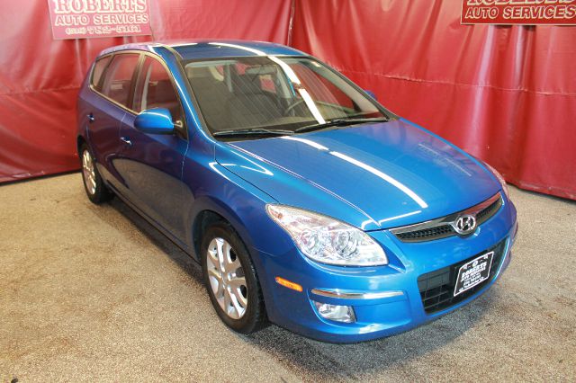 2009 Hyundai Elantra Touring Standard 4X4 Hardtop