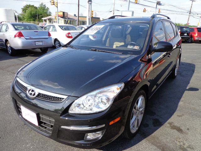 2010 Hyundai Elantra Touring W/1sh GT