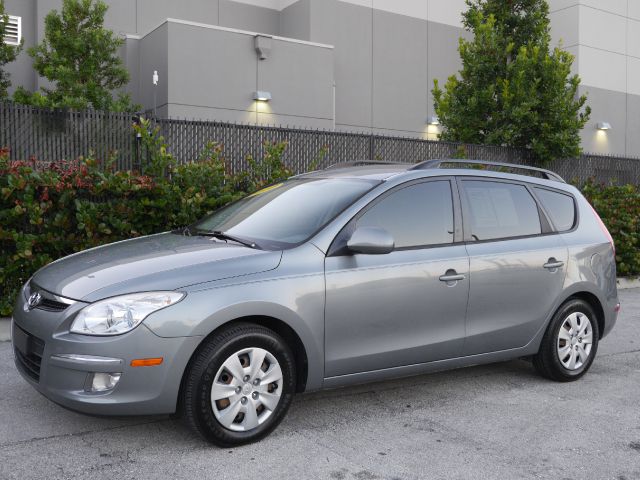 2010 Hyundai Elantra Touring W/1sh GT