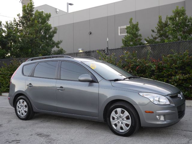 2010 Hyundai Elantra Touring W/1sh GT