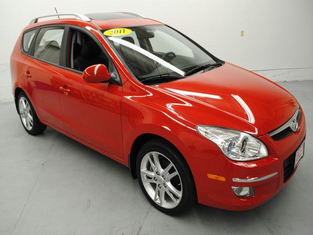 2011 Hyundai Elantra Touring Ex-sedan-auto-sunroof