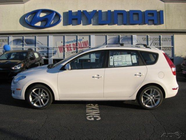 2012 Hyundai Elantra Touring SE