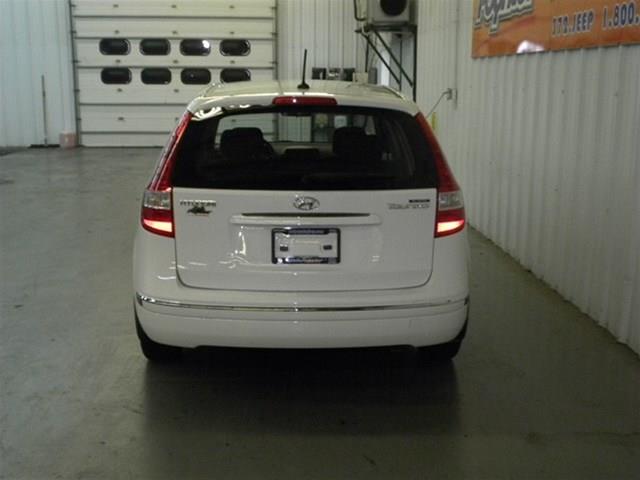 2012 Hyundai Elantra Touring Unknown