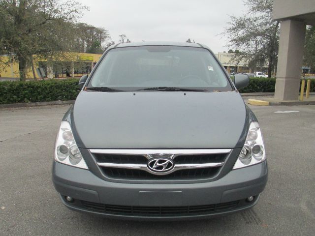 2007 Hyundai Entourage FWD 4dr Sport