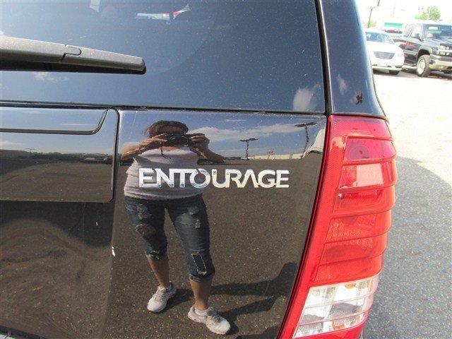 2007 Hyundai Entourage FWD 4dr Sport