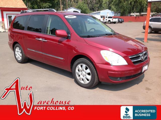 2007 Hyundai Entourage FWD 4dr Sport