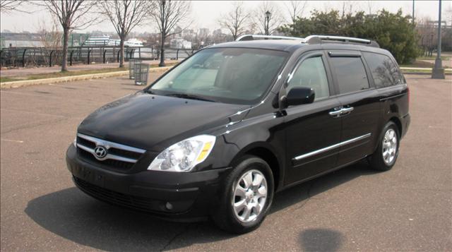 2007 Hyundai Entourage Unknown