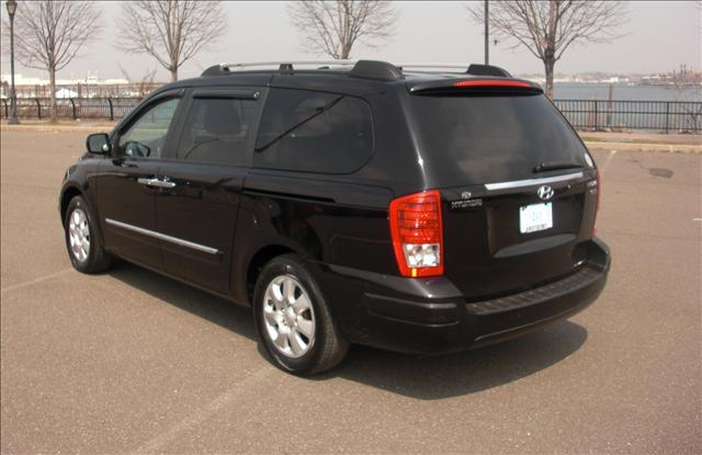 2007 Hyundai Entourage Unknown