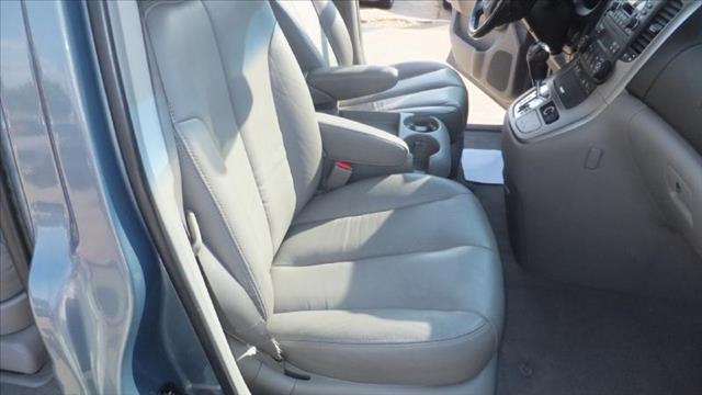 2007 Hyundai Entourage XL XLT Splash