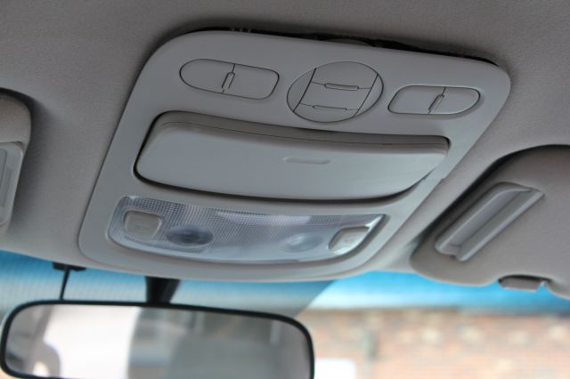 2007 Hyundai Entourage Unknown