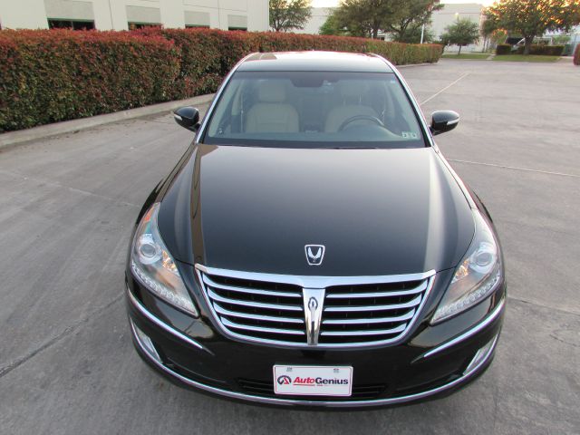 2011 Hyundai Equus DOWN 4.9 WAC