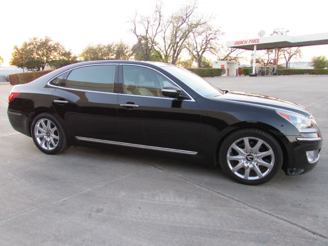 2011 Hyundai Equus DOWN 4.9 WAC