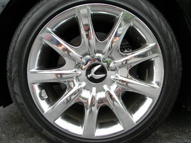 2011 Hyundai Equus AWD W/navigation 1 Owner Carfax