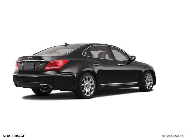 2011 Hyundai Equus AWD W/navigation 1 Owner Carfax