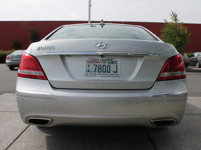 2011 Hyundai Equus AWD W/navigation 1 Owner Carfax