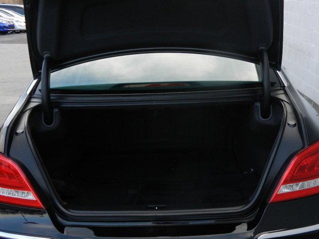 2011 Hyundai Equus AWD W/navigation 1 Owner Carfax