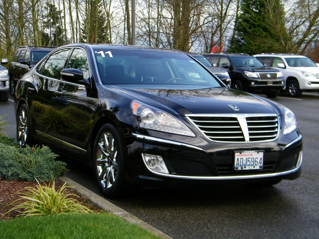 2011 Hyundai Equus AWD W/navigation 1 Owner Carfax