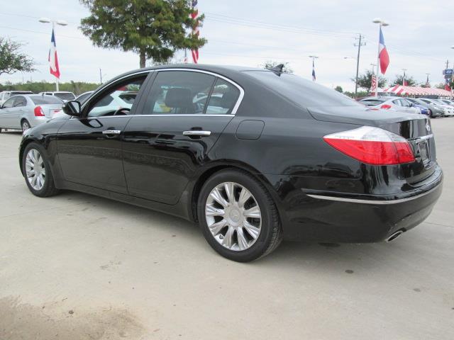 2009 Hyundai Genesis 4dr Sdn Auto (natl) Sedan