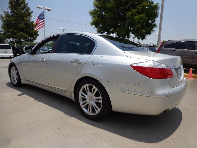 2009 Hyundai Genesis Lt/autoride Susp