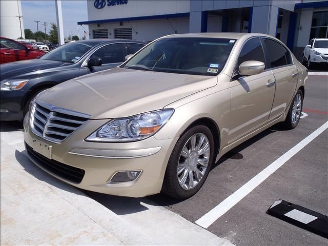 2011 Hyundai Genesis Crew Cab 4WD