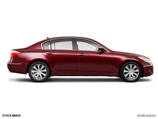 2011 Hyundai Genesis Unknown