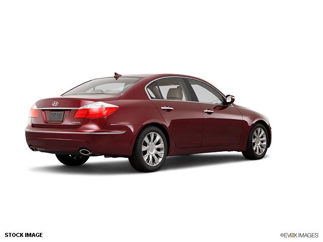 2011 Hyundai Genesis Unknown