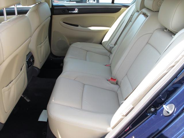 2011 Hyundai Genesis Unknown