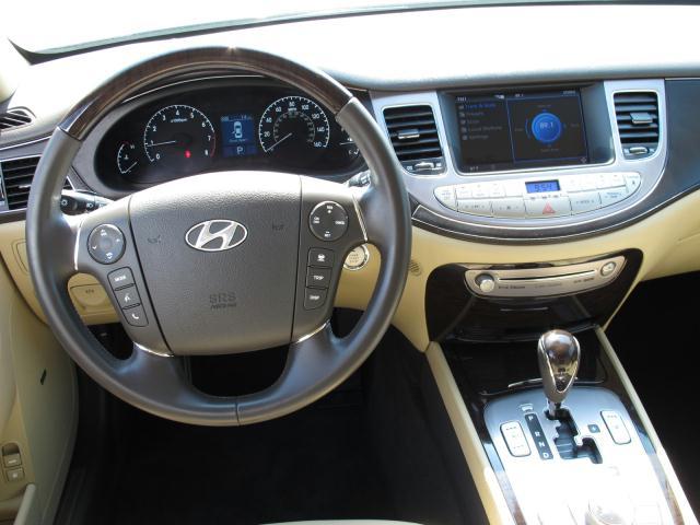 2011 Hyundai Genesis Unknown