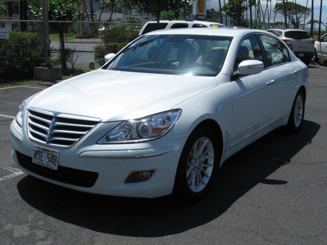 2011 Hyundai Genesis 1-LT
