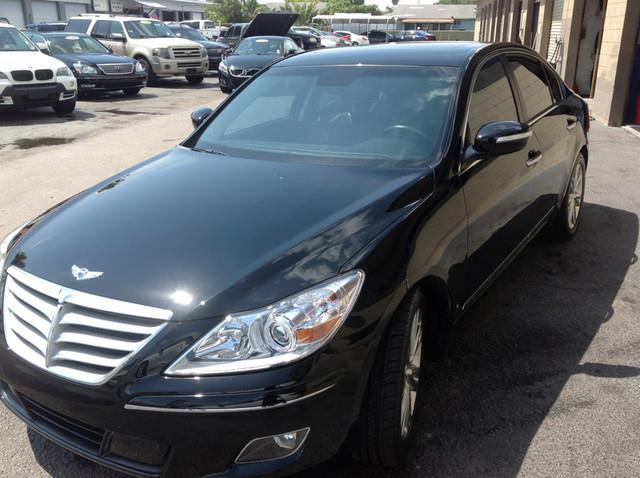 2011 Hyundai Genesis Unknown