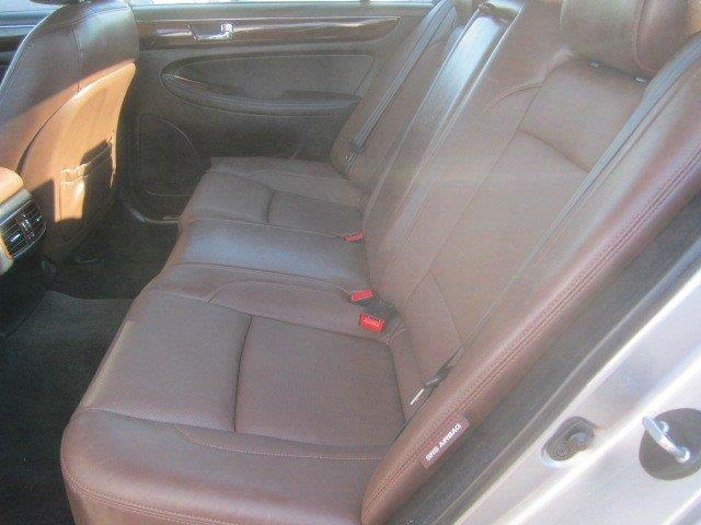 2011 Hyundai Genesis Unknown