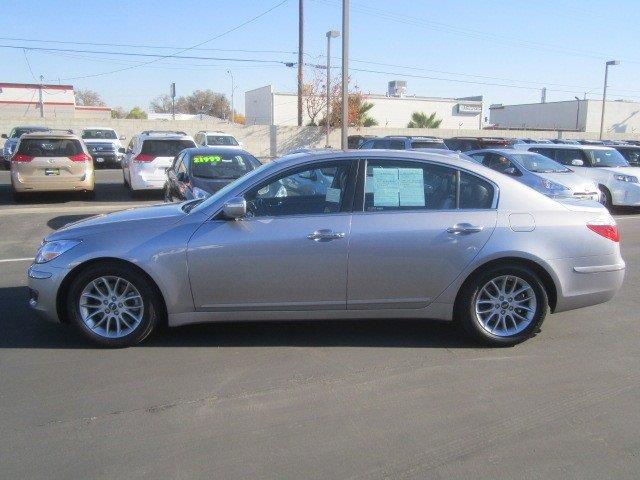 2011 Hyundai Genesis Unknown