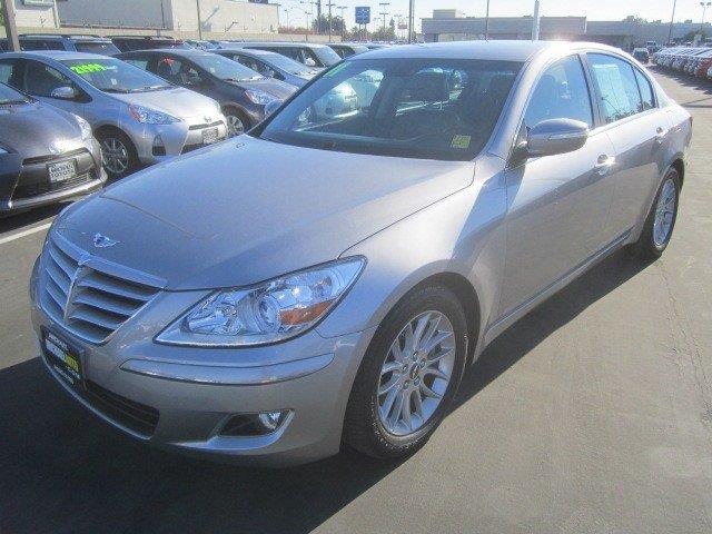 2011 Hyundai Genesis Unknown