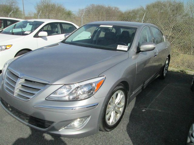 2012 Hyundai Genesis 1-LT