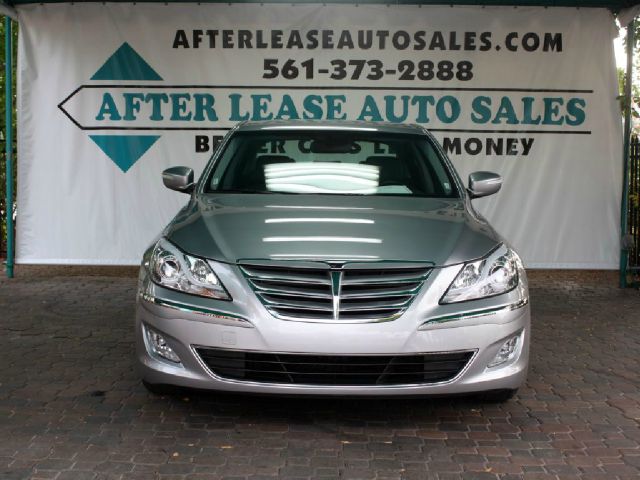 2013 Hyundai Genesis 750li Xdrive 1-ownerawdnavigation Sedan
