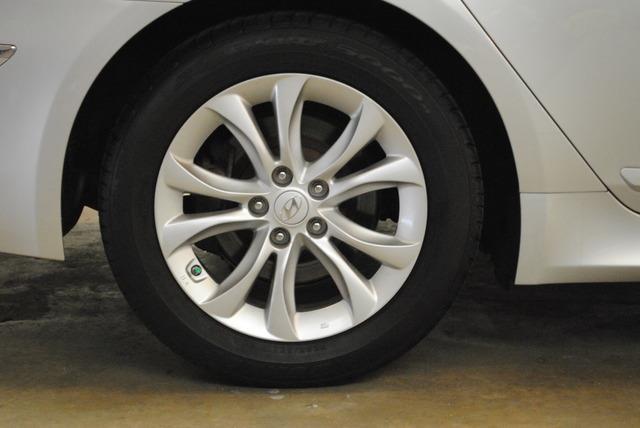 2013 Hyundai Genesis Adventurer Model 4WD