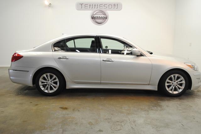 2013 Hyundai Genesis Adventurer Model 4WD