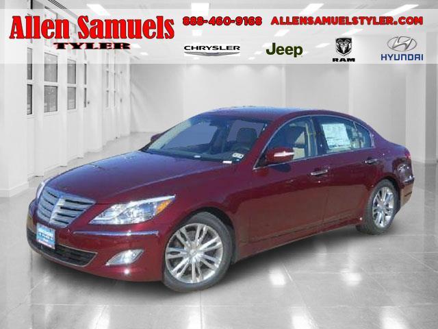 2013 Hyundai Genesis Base