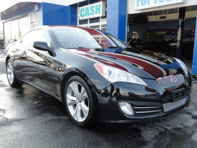 2010 Hyundai Genesis Coupe 2dr Rdstr AT 2.0T Quattro Prem Plus