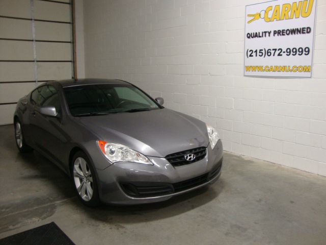 2011 Hyundai Genesis Coupe 4dr Sdn 535xi AWD Sedan