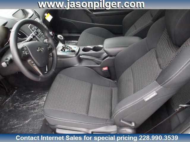 2011 Hyundai Genesis Coupe Wagon SE