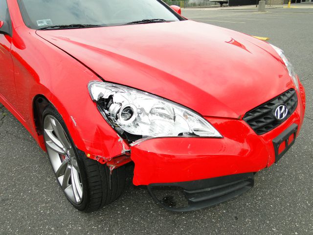 2011 Hyundai Genesis Coupe Mulliner AWD Coupe