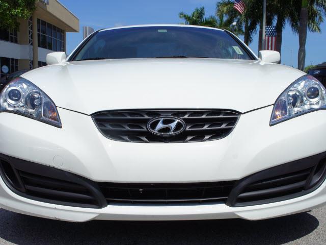 2012 Hyundai Genesis Coupe Unknown
