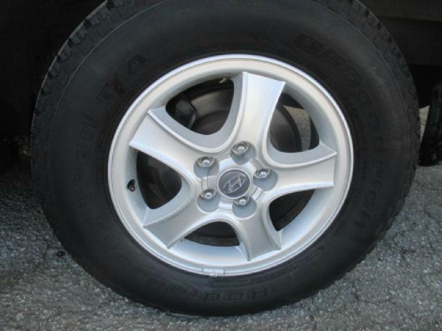 2001 Hyundai Santa Fe FWD 4dr Sport