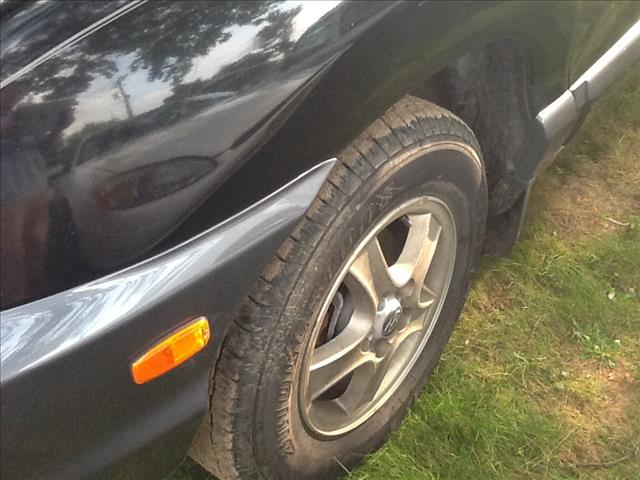 2002 Hyundai Santa Fe S Sedan