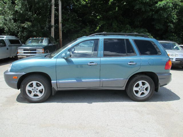 2002 Hyundai Santa Fe Reg. Cab 8-ft. Bed 2WD