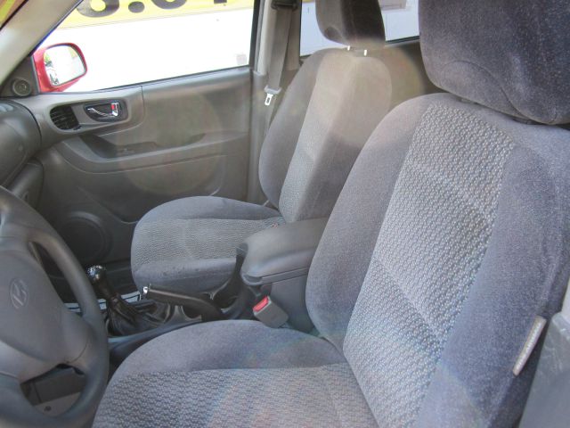 2003 Hyundai Santa Fe S Sedan