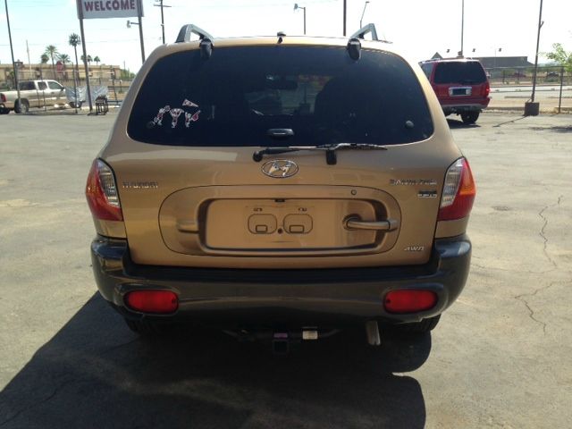 2003 Hyundai Santa Fe LS Truck