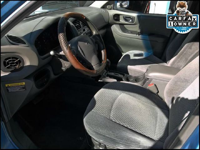 2003 Hyundai Santa Fe S Sedan